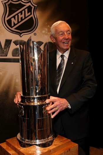 6 trophées décernés par le passé en NHL