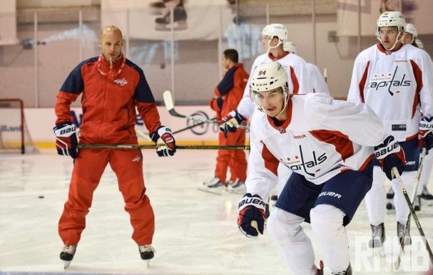 Damien Riat et Jonas Siegenthaler dans le maillot des Capitals