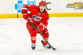 Nathan Gerbe s'engage avec les Rangers