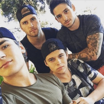 Photo souvenir du camp des Sharks