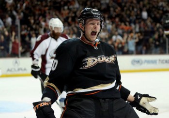 Tous les buts de Corey Perry la saison passée