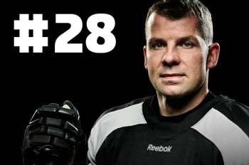 Martin Plüss reste capitaine du CP Berne, Eric Blum et Andrew Ebbett l'assisteront