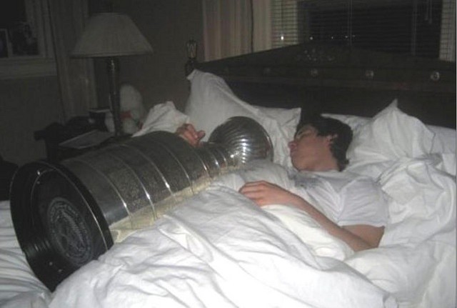 Une demoiselle avec laquelle vous ne passerez sans doute jamais la nuit