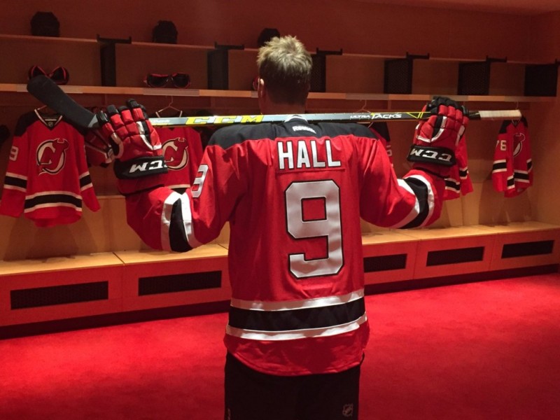 Taylor Hall dans ses nouvelles couleurs