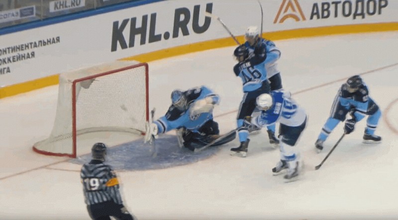 Un superbe arrêt du gardien de Sibir