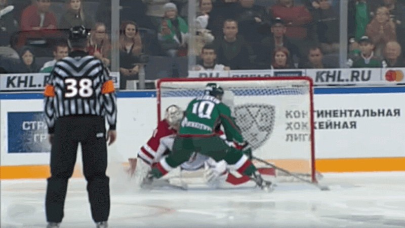 KHL : Anton Glinkin s'offre un penalty tout en maîtrise