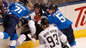 Une nouvelle commotion pour Aaron Ekblad