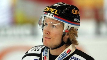 Simon Gamache quitte l'Europe et retrouve sa ville natale