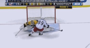 Superbe penalty de Sam Gagner