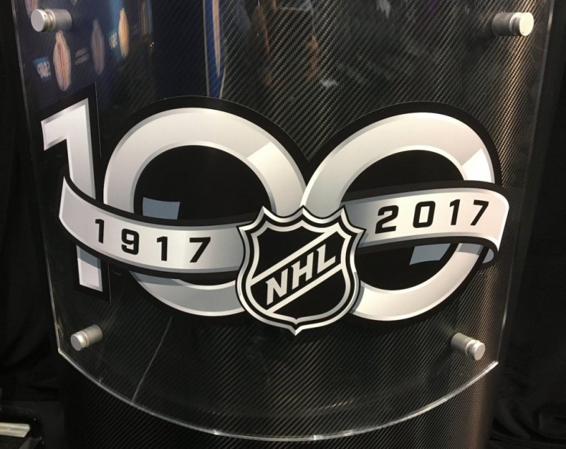 La NHL présente son logo du centenaire