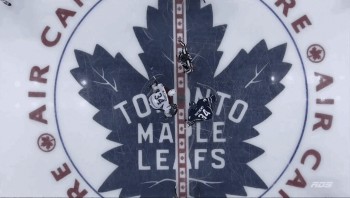 Pour la postérité : premier shift d'Auston Matthews avec les Leafs