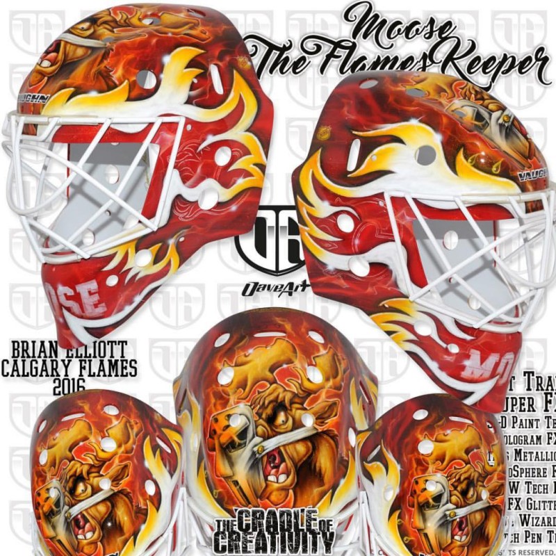 Le nouveau masque de Brian Elliott