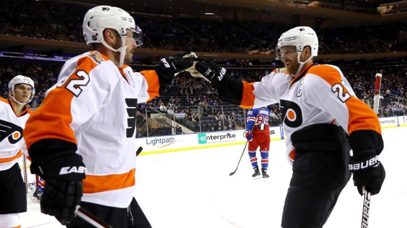 NHL : Mark Streit, Sven Andrighetto et Sven Bärtschi marquent des points