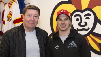 Antti Pihlström signe finalement à Helsinki