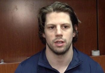 Nathan Gerbe, sans contrat en Amérique du Nord, devrait rebondir à Genève