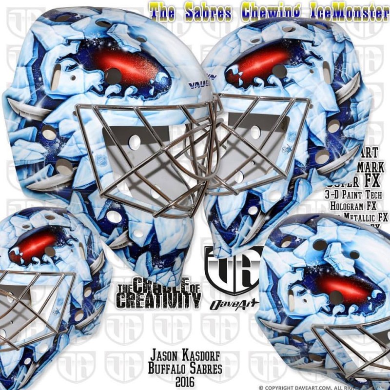 Le nouveau masque de Jason Kasdorf