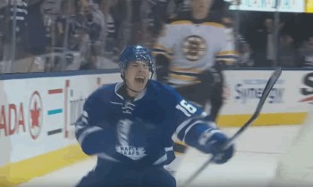 Le premier but de Mitch Marner en NHL en version originale et Punjabi