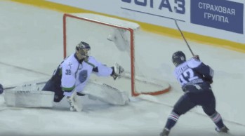 Un bien bel arrêt en KHL