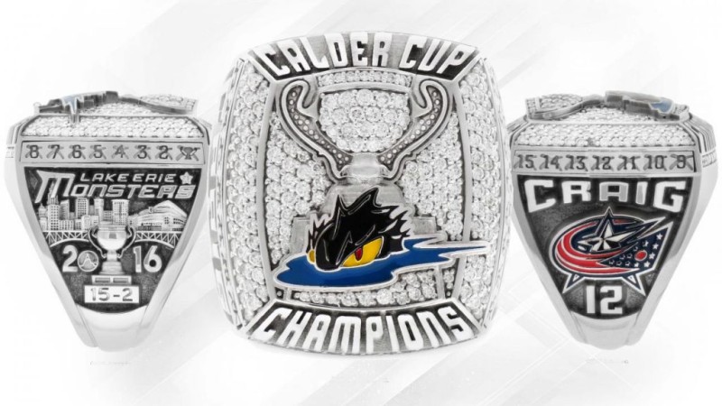 Dean Kukan et les Monsters ont reçus leur bague de champions