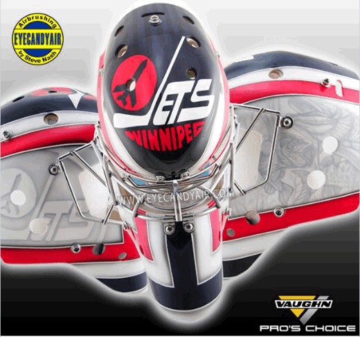 Le masque de Connor Hellebuyck pour la Classic Heritage