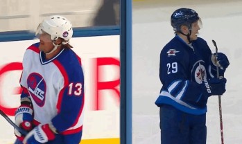 Patrik Laine rend hommage à Teemu Selanne