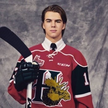 Le coach de Nico Hischier lui prédit une longue carrière en NHL