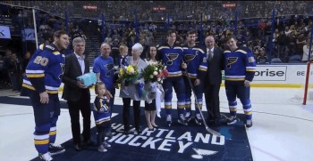 Jay Bouwmeester honoré pour son 1000e match dans la LNH