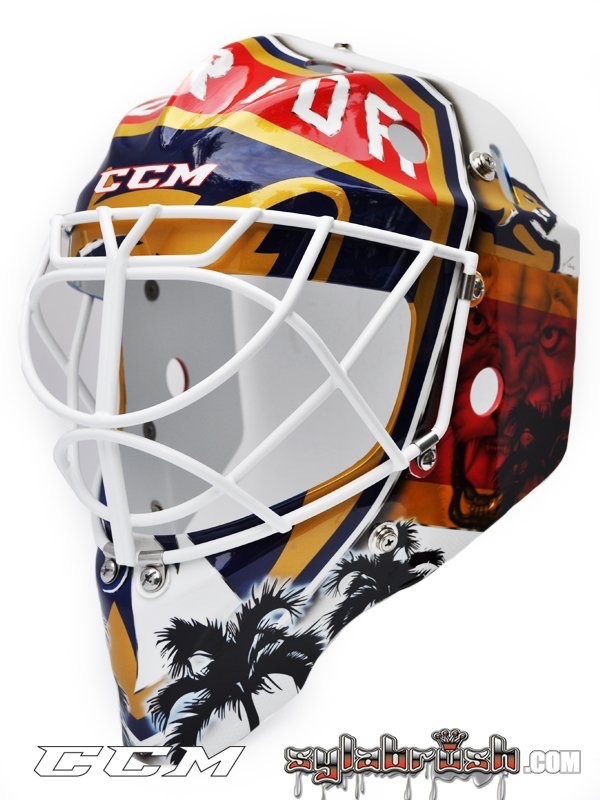 Le masque de Reto Berra dans les détails