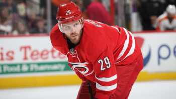 Bryan Bickell souffre de sclérose en plaques