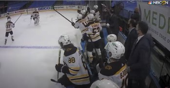 Jonas Hiller vraiment pas content hier soir