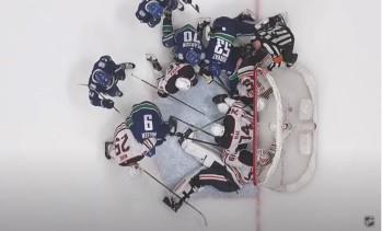 Petite séance de jonglage pour Jake Virtanen