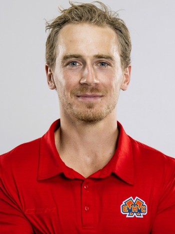Mathias Joggi patinera en Ajoie