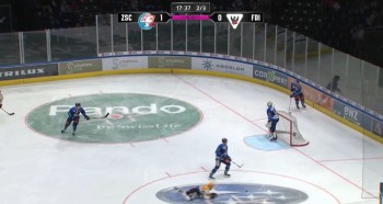 Un peu de bris de matériel avant même le début du match