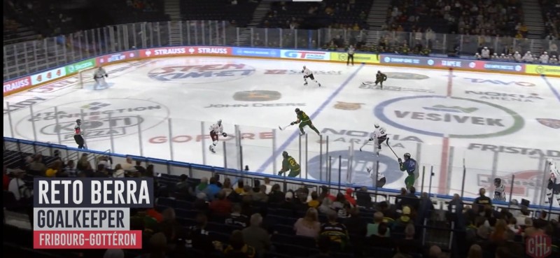 Les bandes des patinoires pourraient à l'avenir incorporer des horloges