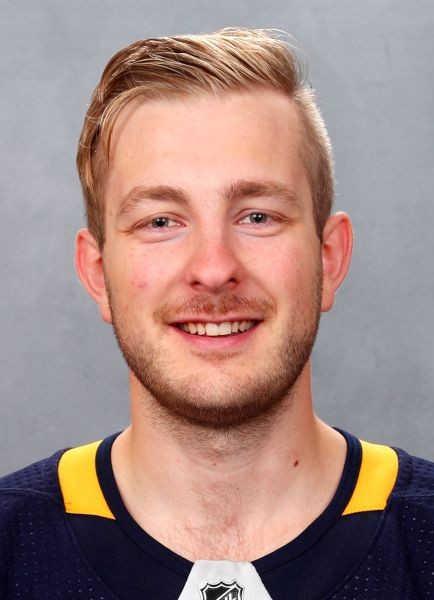 Linus Ullmark rend hommage à l'histoire des Sabres sur son nouveau masque