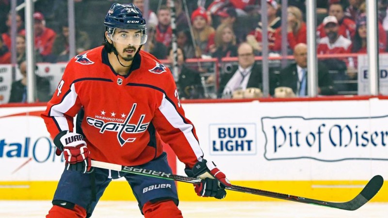 Jonas Siegenthaler vise le Top 4 dans la défense des Capitals et un nouveau contrat