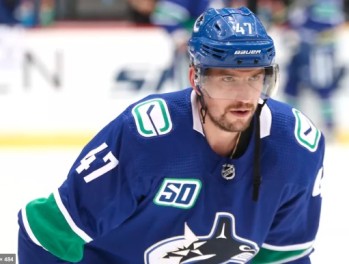 Sven Baertschi renoncerait lui aussi à la fin de saison de NHL