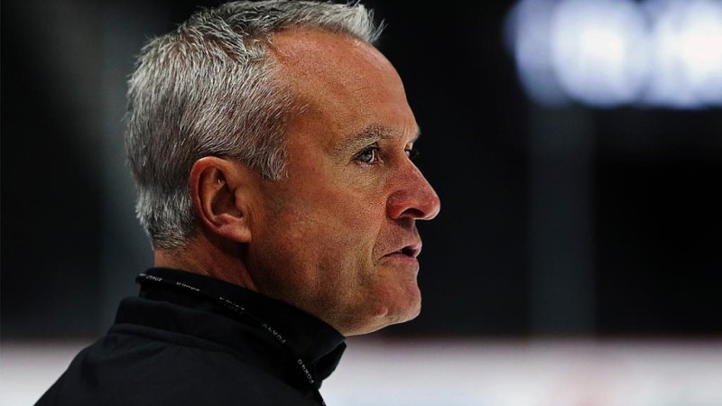 Dean Evason confirmé dans ses fonctions au Wild