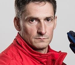 Alex Reinhard rejoint le CP Berne