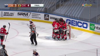 Les Blackhawks renversent les Oilers en toute fin de match