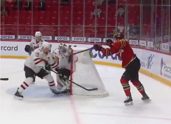 Sergei Shumakov maitrise décidément parfaitement le hairhook