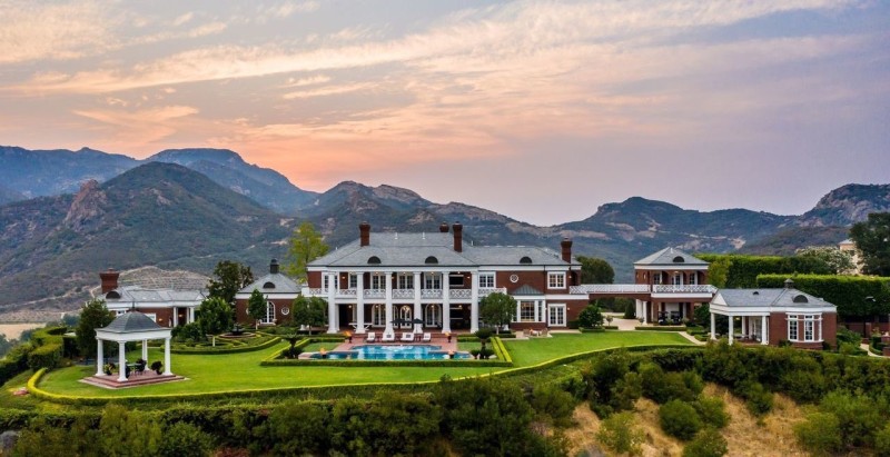 Offrez-vous l'une des maisons de Wayne Gretzky