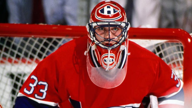 Patrick Roy retrouve le port du masque