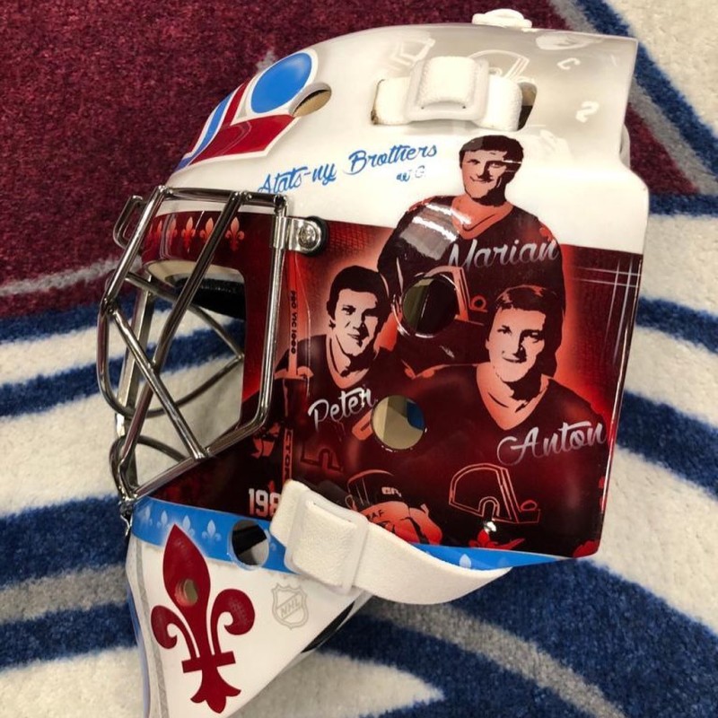 Un joli hommage aux Nordiques de Québec sur le masque de Pavel Francouz