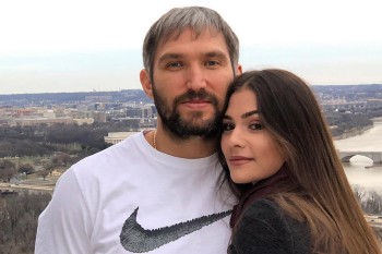 L'épouse d'Alex Ovechkin plutôt remontée contre les protocoles de la NHL