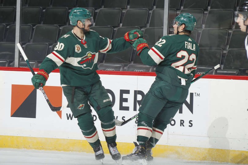 Kevin Fiala ouvre son compteur dans une belle victoire du Wild, les Predators fessés