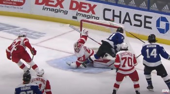 Une belle extension de Thomas Greiss