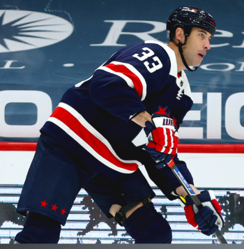 Zdeno Chara grimpe au 5e rang des défenseurs avec le plus de matchs en NHL