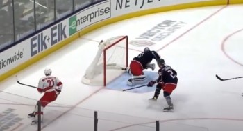 Nino Niederreiter marque un 5e but un brin chanceux mais  s'incline, Roman Josi joue 29 minutes et termine avec -3