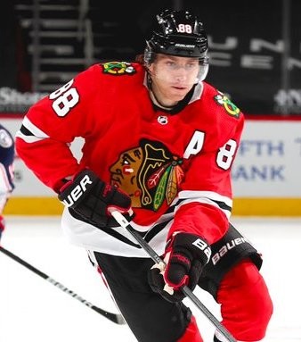 Patrick Kane signe deux belles marques américaines